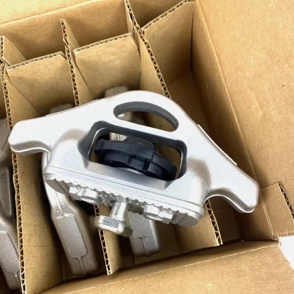 NIB! Set of Four 2005-2021 Nissan Titan/Frontier Self Locking Bed Cleats - Picture 2 of 4